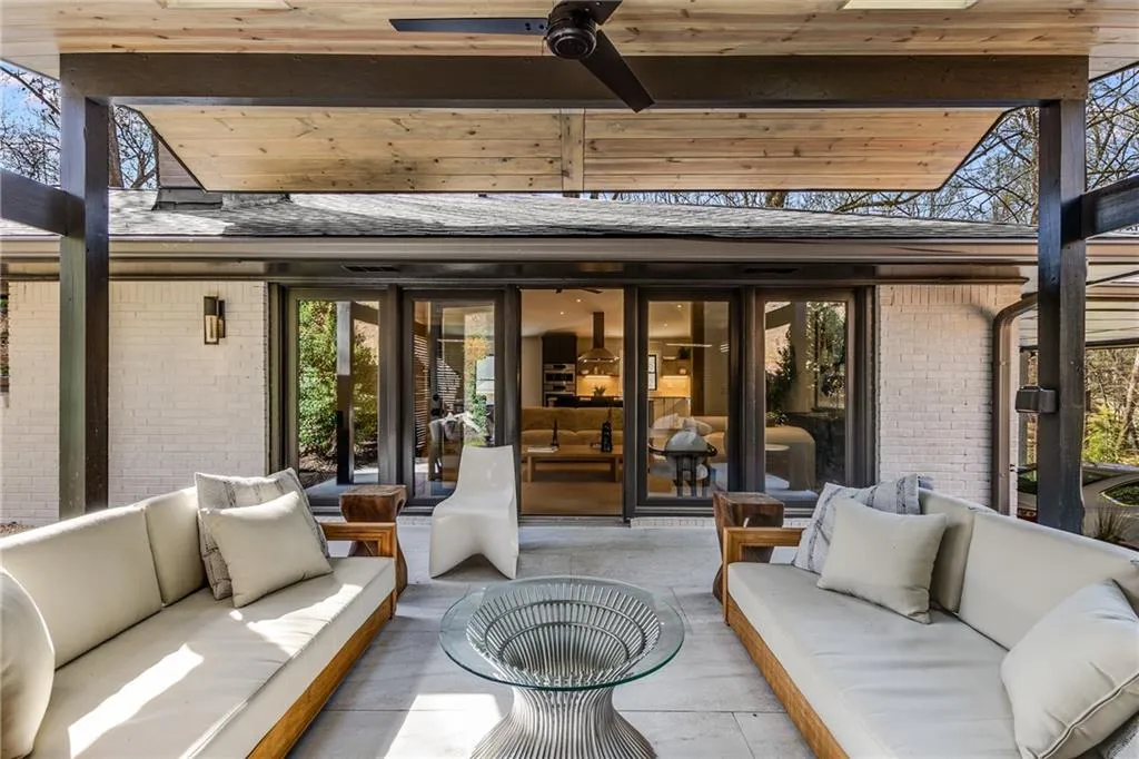 110 Maryeanna Drive, Atlanta, Georgia 30342, 4 Bedrooms Bedrooms, ,3 BathroomsBathrooms,Residential,Sold,110 Maryeanna Drive,7511690