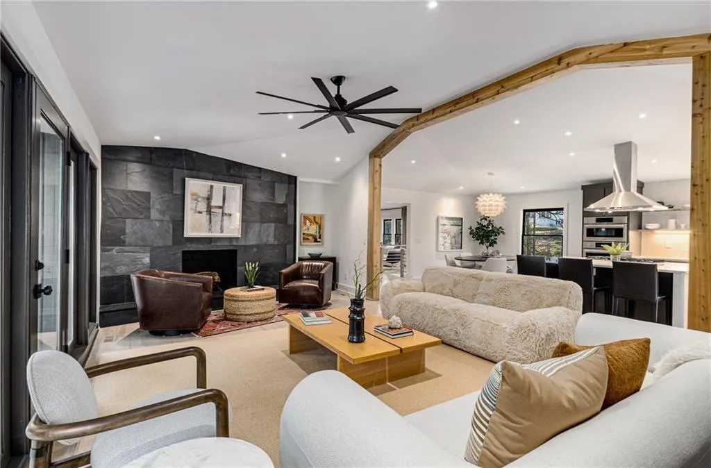 110 Maryeanna Drive, Atlanta, Georgia 30342, 4 Bedrooms Bedrooms, ,3 BathroomsBathrooms,Residential,Sold,110 Maryeanna Drive,7511690