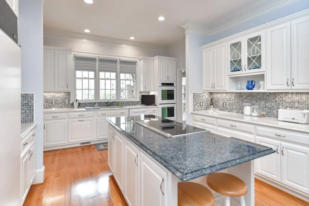 4790 Paran Oak Court, Sandy Springs, Georgia 30327, 5 Bedrooms Bedrooms, ,5 BathroomsBathrooms,Residential,Sold,4790 Paran Oak Court,6517608