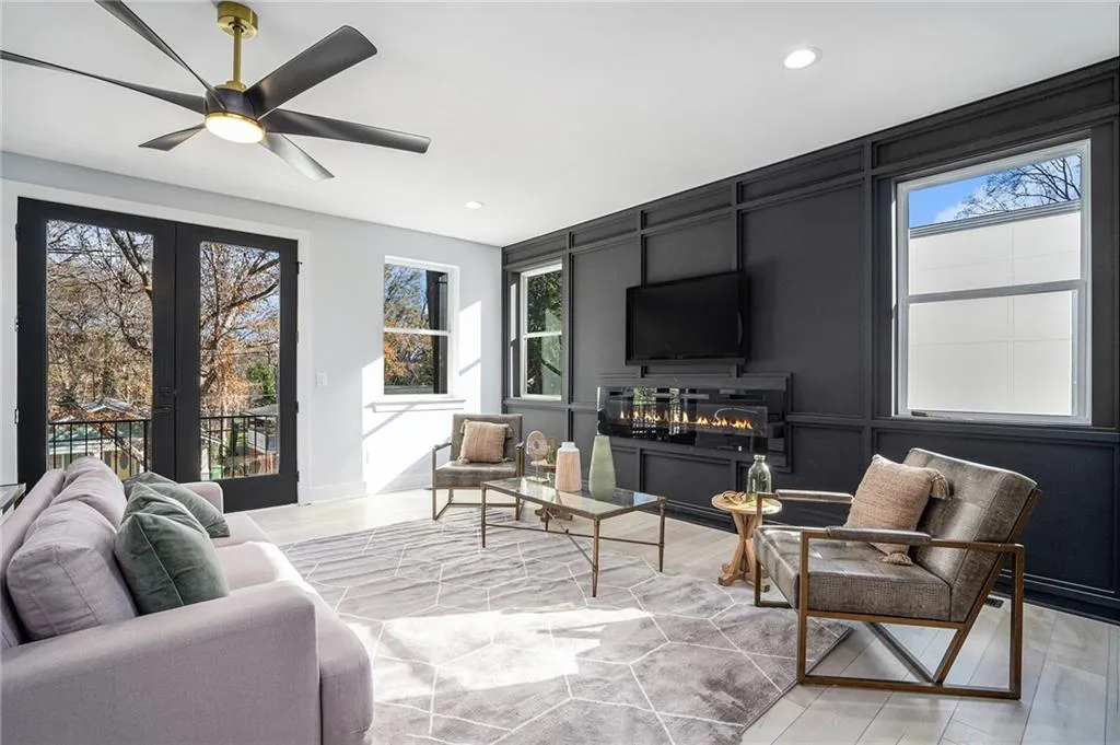 676 S Grand Avenue Nw, Atlanta, Georgia 30318, 3 Bedrooms Bedrooms, ,3 BathroomsBathrooms,Residential,For Sale,676 S Grand Avenue Nw,7617997
