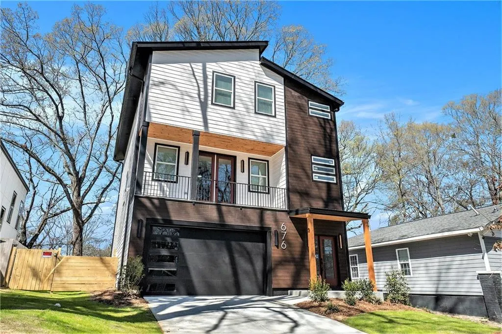 676 S Grand Avenue Nw, Atlanta, Georgia 30318, 3 Bedrooms Bedrooms, ,3 BathroomsBathrooms,Residential,For Sale,676 S Grand Avenue Nw,7617997