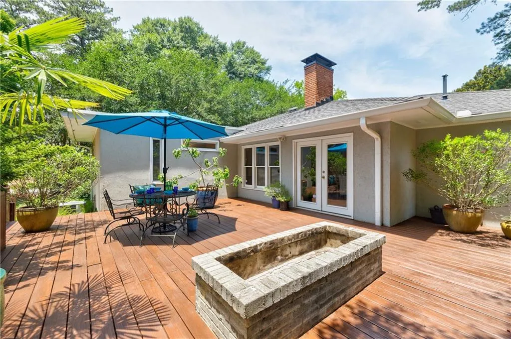 935 Northrope Drive Ne, Atlanta, Georgia 30324, 3 Bedrooms Bedrooms, ,2 BathroomsBathrooms,Residential,Sold,935 Northrope Drive Ne,7070526