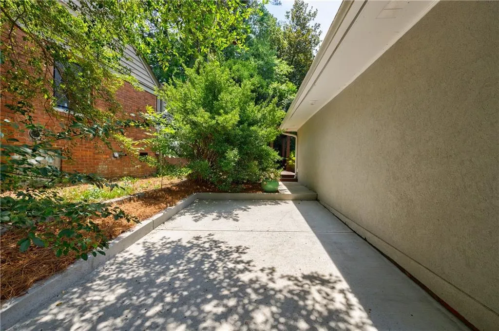 935 Northrope Drive Ne, Atlanta, Georgia 30324, 3 Bedrooms Bedrooms, ,2 BathroomsBathrooms,Residential,Sold,935 Northrope Drive Ne,7070526