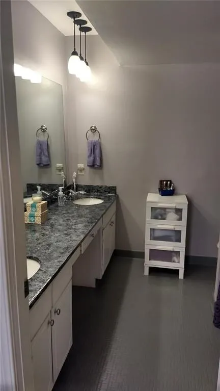 6851 Roswell Road Ne Unit F1, Atlanta, Georgia 30328, 2 Bedrooms Bedrooms, ,2 BathroomsBathrooms,Residential,Sold,6851 Roswell Road Ne Unit F1,5931903