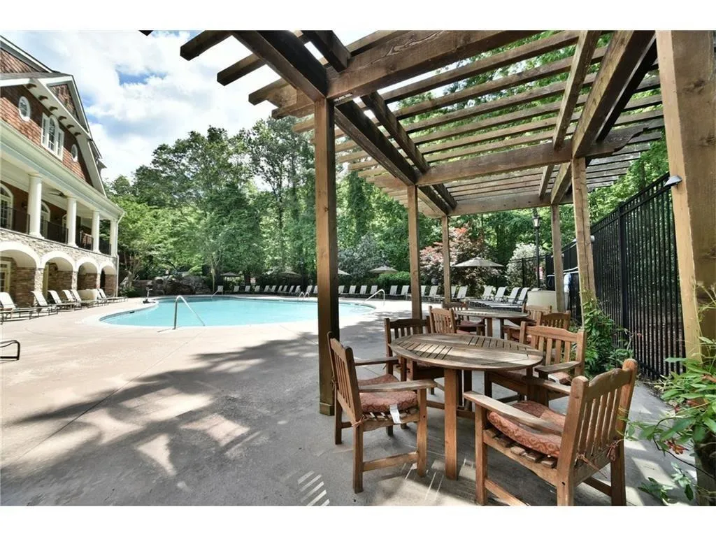 200 River Vista Drive Unit 443, Atlanta, Georgia 30339, 2 Bedrooms Bedrooms, ,2 BathroomsBathrooms,Residential,Sold,200 River Vista Drive Unit 443,6991312