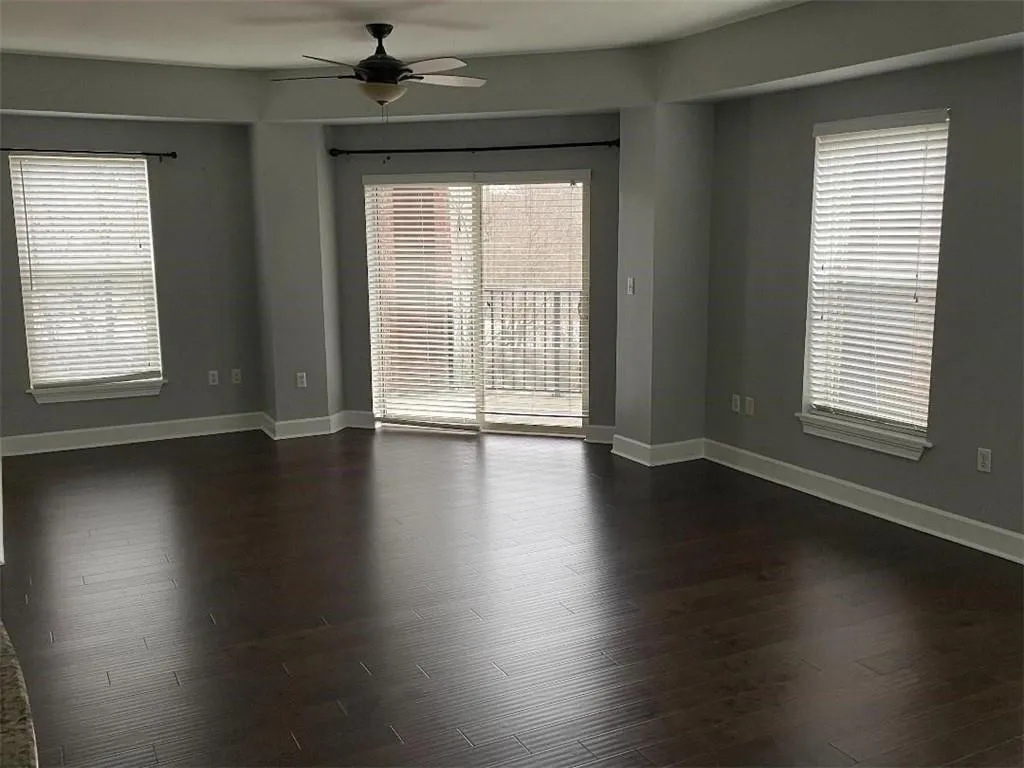 200 River Vista Drive Unit 443, Atlanta, Georgia 30339, 2 Bedrooms Bedrooms, ,2 BathroomsBathrooms,Residential,Sold,200 River Vista Drive Unit 443,6991312