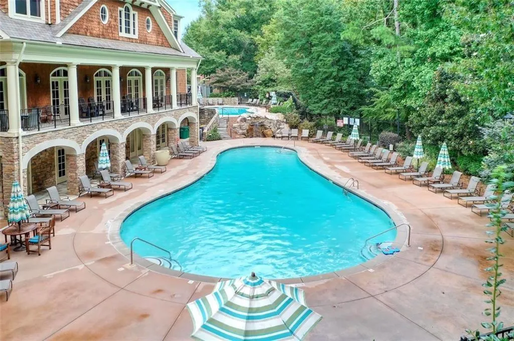 200 River Vista Drive Unit 443, Atlanta, Georgia 30339, 2 Bedrooms Bedrooms, ,2 BathroomsBathrooms,Residential,Sold,200 River Vista Drive Unit 443,6991312