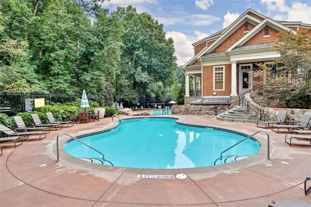 200 River Vista Drive Unit 443, Atlanta, Georgia 30339, 2 Bedrooms Bedrooms, ,2 BathroomsBathrooms,Residential,Sold,200 River Vista Drive Unit 443,6991312