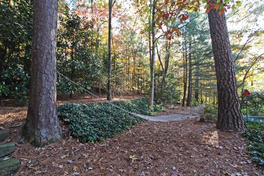 760 Old Creek Trail, Sandy Springs, Georgia 30328, 5 Bedrooms Bedrooms, ,6 BathroomsBathrooms,Residential,Sold,760 Old Creek Trail,5775801