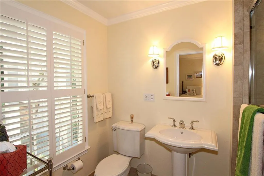 760 Old Creek Trail, Sandy Springs, Georgia 30328, 5 Bedrooms Bedrooms, ,6 BathroomsBathrooms,Residential,Sold,760 Old Creek Trail,5775801