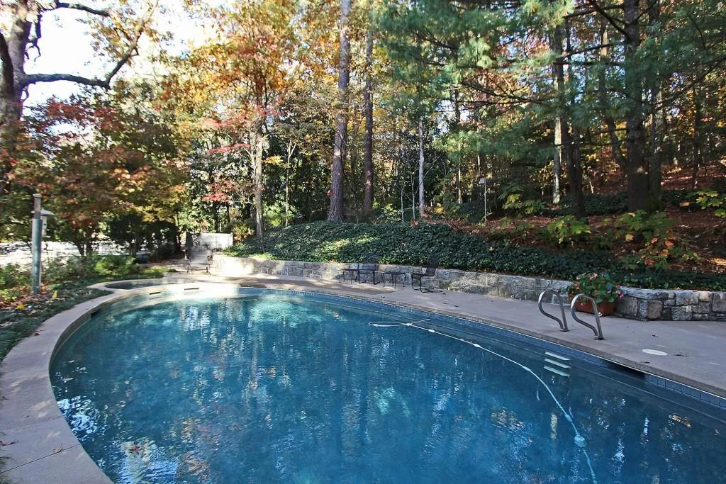 760 Old Creek Trail, Sandy Springs, Georgia 30328, 5 Bedrooms Bedrooms, ,6 BathroomsBathrooms,Residential,Sold,760 Old Creek Trail,5775801
