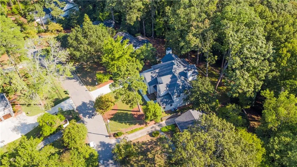 3059 Rhodenhaven Drive Nw, Atlanta, Georgia 30327, 5 Bedrooms Bedrooms, ,5 BathroomsBathrooms,Residential,Sold,3059 Rhodenhaven Drive Nw,5689220