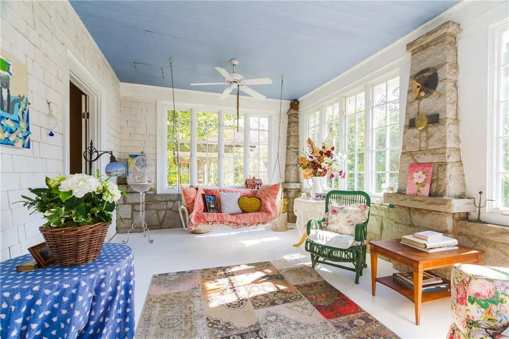 132 Westminster Drive Ne, Atlanta, Georgia 30309, 5 Bedrooms Bedrooms, ,3 BathroomsBathrooms,Residential,Sold,132 Westminster Drive Ne,5802583