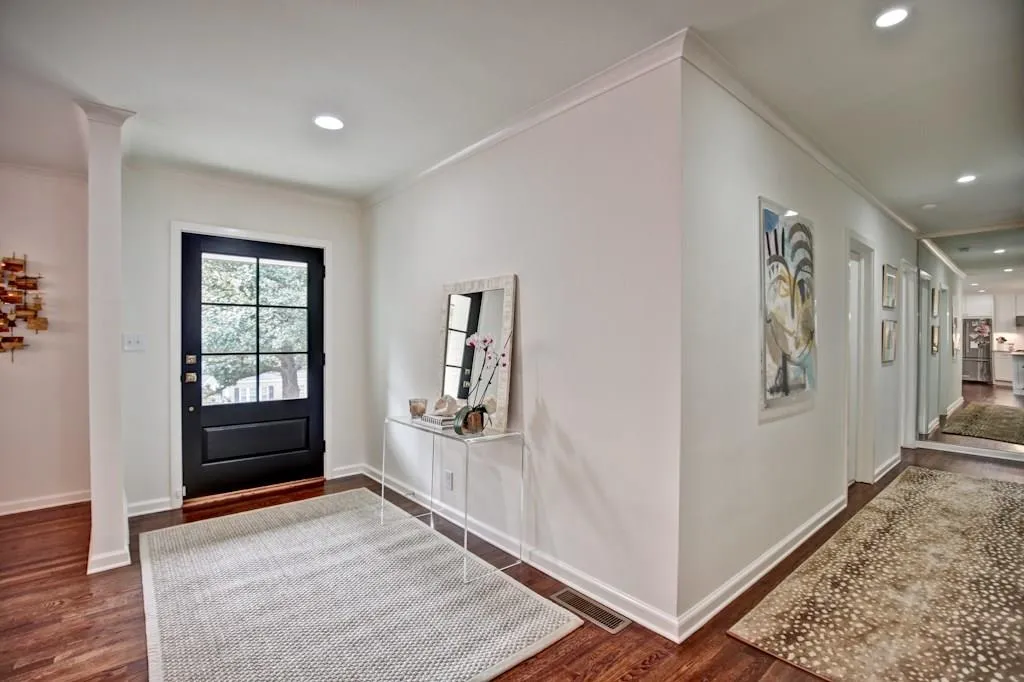 130 E Wesley Road Ne, Atlanta, Georgia 30305, 3 Bedrooms Bedrooms, ,2 BathroomsBathrooms,Residential,Sold,130 E Wesley Road Ne,5770593