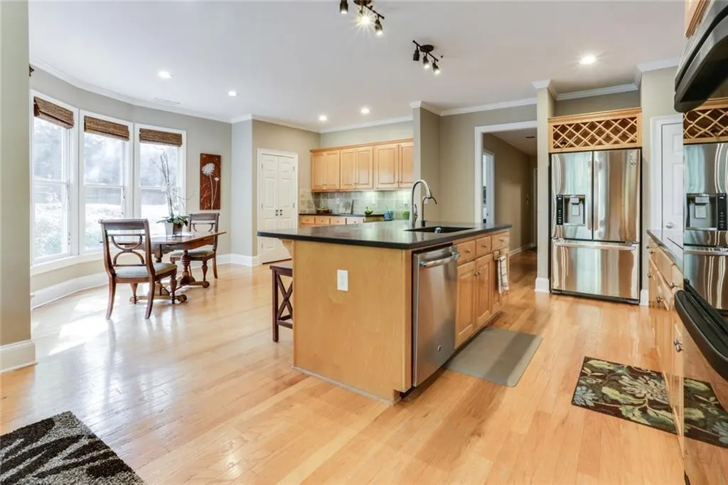 130 Belvedere Court, Sandy Springs, Georgia 30350, 5 Bedrooms Bedrooms, ,4 BathroomsBathrooms,Residential,Sold,130 Belvedere Court,5766795