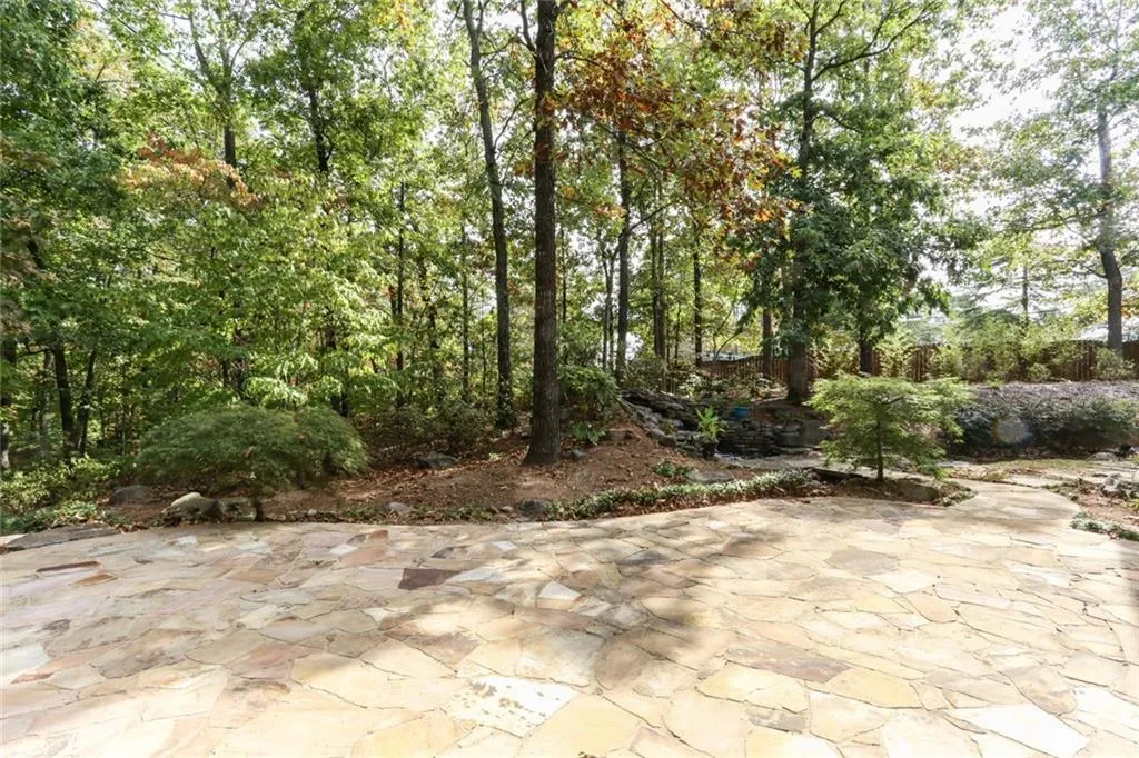 130 Belvedere Court, Sandy Springs, Georgia 30350, 5 Bedrooms Bedrooms, ,4 BathroomsBathrooms,Residential,Sold,130 Belvedere Court,5766795