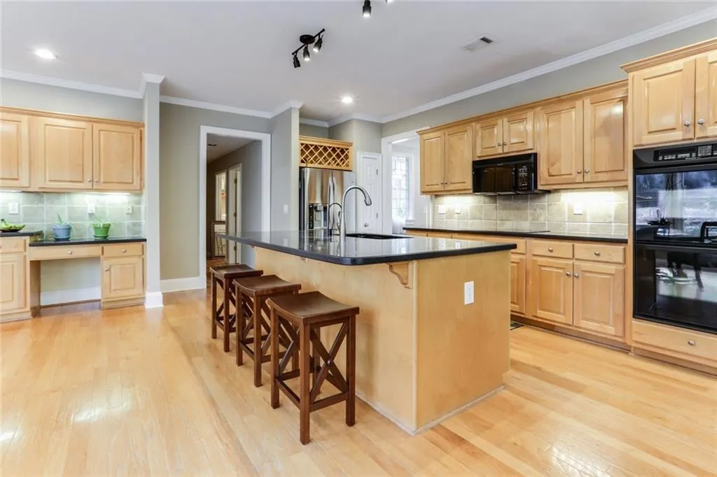 130 Belvedere Court, Sandy Springs, Georgia 30350, 5 Bedrooms Bedrooms, ,4 BathroomsBathrooms,Residential,Sold,130 Belvedere Court,5766795
