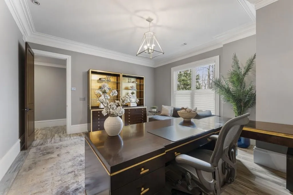 439 Tara Trail, Sandy Springs, Georgia 30327, 8 Bedrooms Bedrooms, ,9 BathroomsBathrooms,Residential,For Sale,439 Tara Trail,7736187