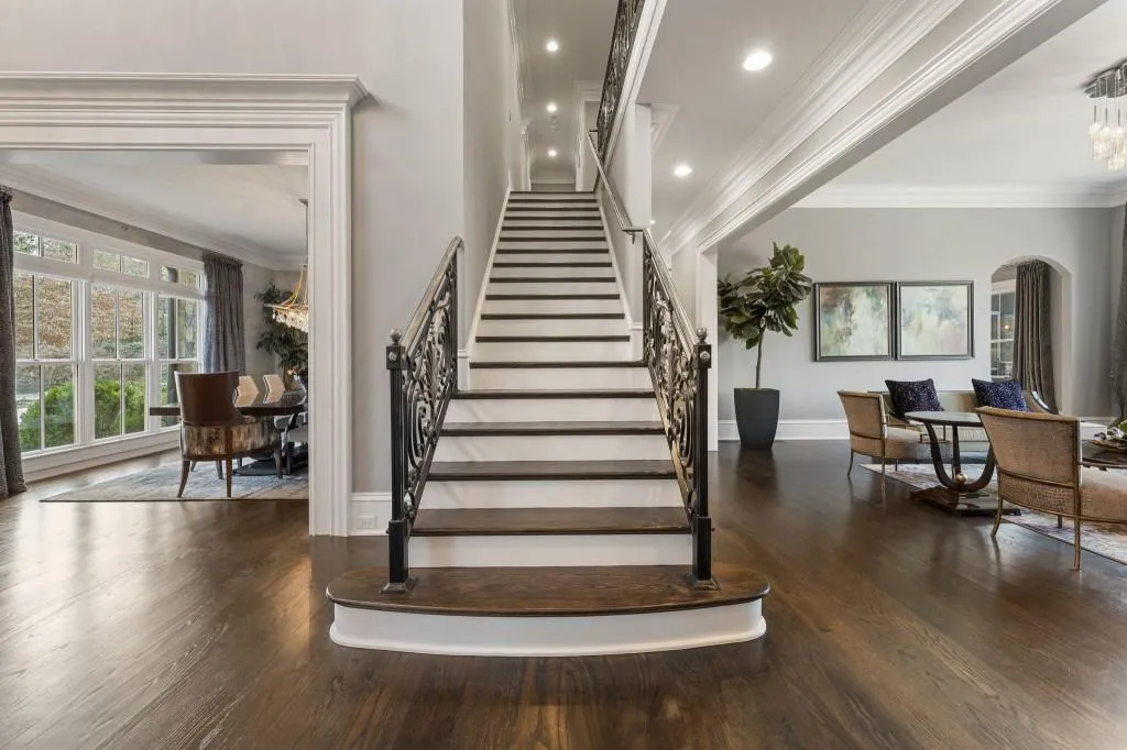 439 Tara Trail, Sandy Springs, Georgia 30327, 8 Bedrooms Bedrooms, ,9 BathroomsBathrooms,Residential,For Sale,439 Tara Trail,7736187