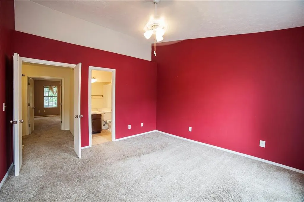 910 Wedgewood Way, Sandy Springs, Georgia 30350, 2 Bedrooms Bedrooms, ,2 BathroomsBathrooms,Residential,Sold,910 Wedgewood Way,5859135