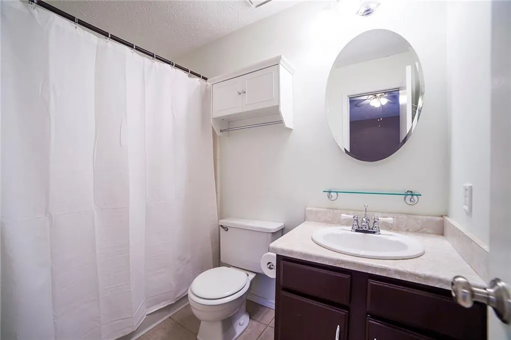 910 Wedgewood Way, Sandy Springs, Georgia 30350, 2 Bedrooms Bedrooms, ,2 BathroomsBathrooms,Residential,Sold,910 Wedgewood Way,5859135