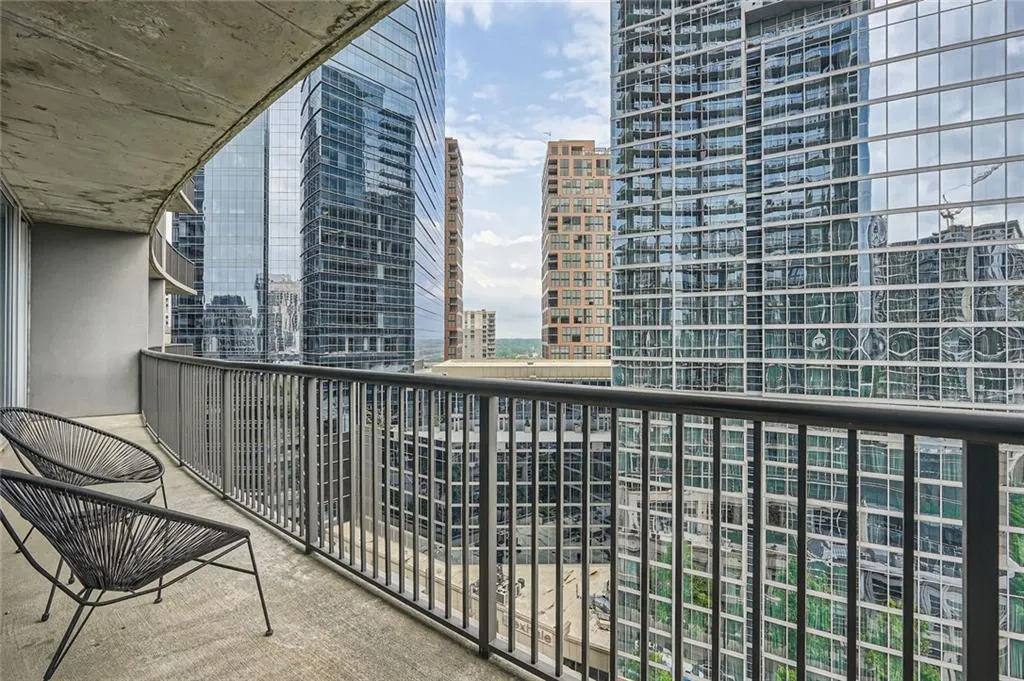 1080 Peachtree Street Ne Unit 1309, Atlanta, Georgia 30309, 2 Bedrooms Bedrooms, ,2 BathroomsBathrooms,Residential,For Sale,1080 Peachtree Street Ne Unit 1309,7563924