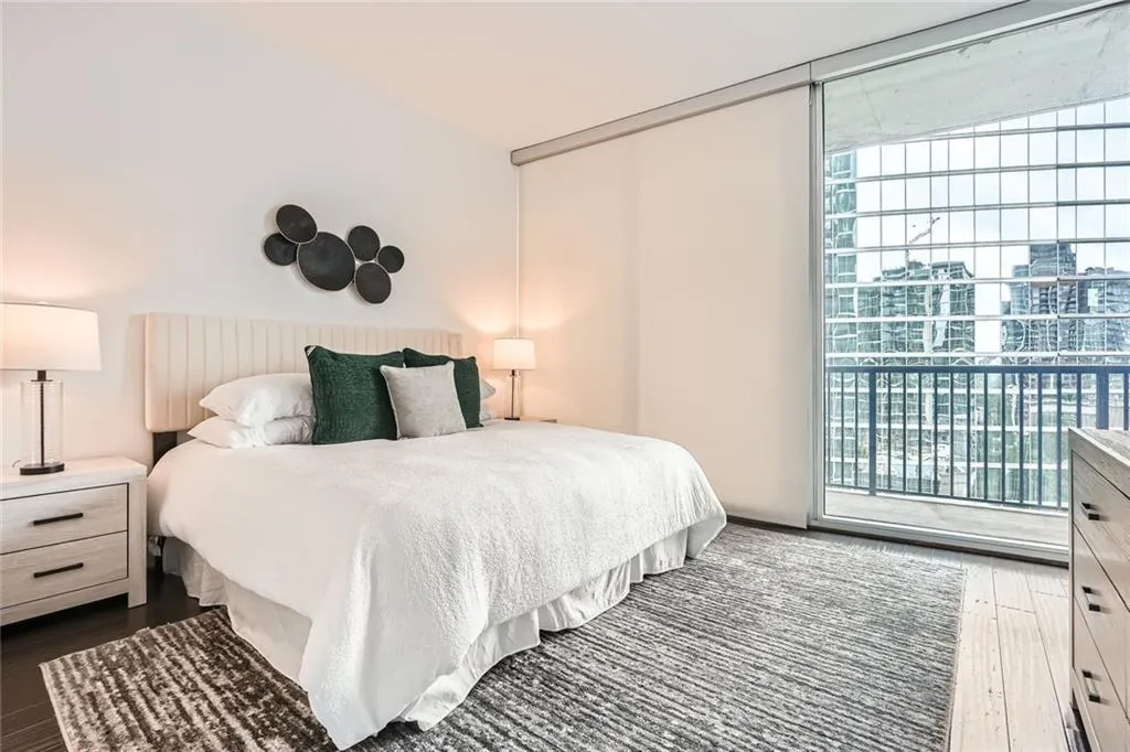 1080 Peachtree Street Ne Unit 1309, Atlanta, Georgia 30309, 2 Bedrooms Bedrooms, ,2 BathroomsBathrooms,Residential,For Sale,1080 Peachtree Street Ne Unit 1309,7563924