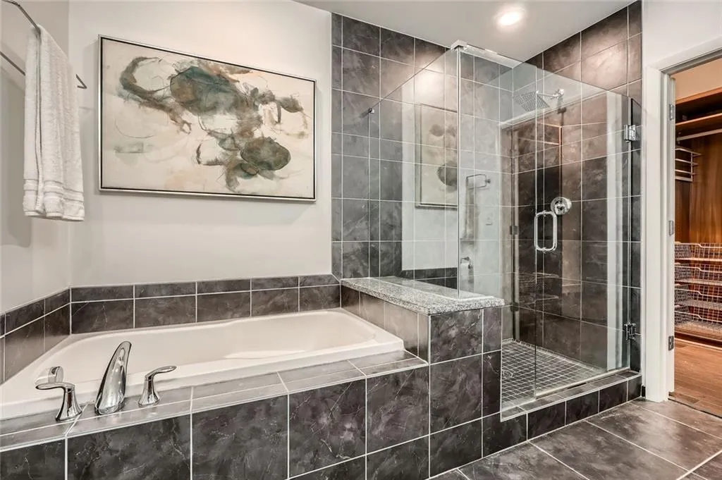1080 Peachtree Street Ne Unit 1309, Atlanta, Georgia 30309, 2 Bedrooms Bedrooms, ,2 BathroomsBathrooms,Residential,For Sale,1080 Peachtree Street Ne Unit 1309,7563924