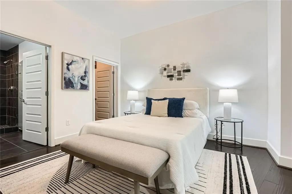 1080 Peachtree Street Ne Unit 1309, Atlanta, Georgia 30309, 2 Bedrooms Bedrooms, ,2 BathroomsBathrooms,Residential,For Sale,1080 Peachtree Street Ne Unit 1309,7563924
