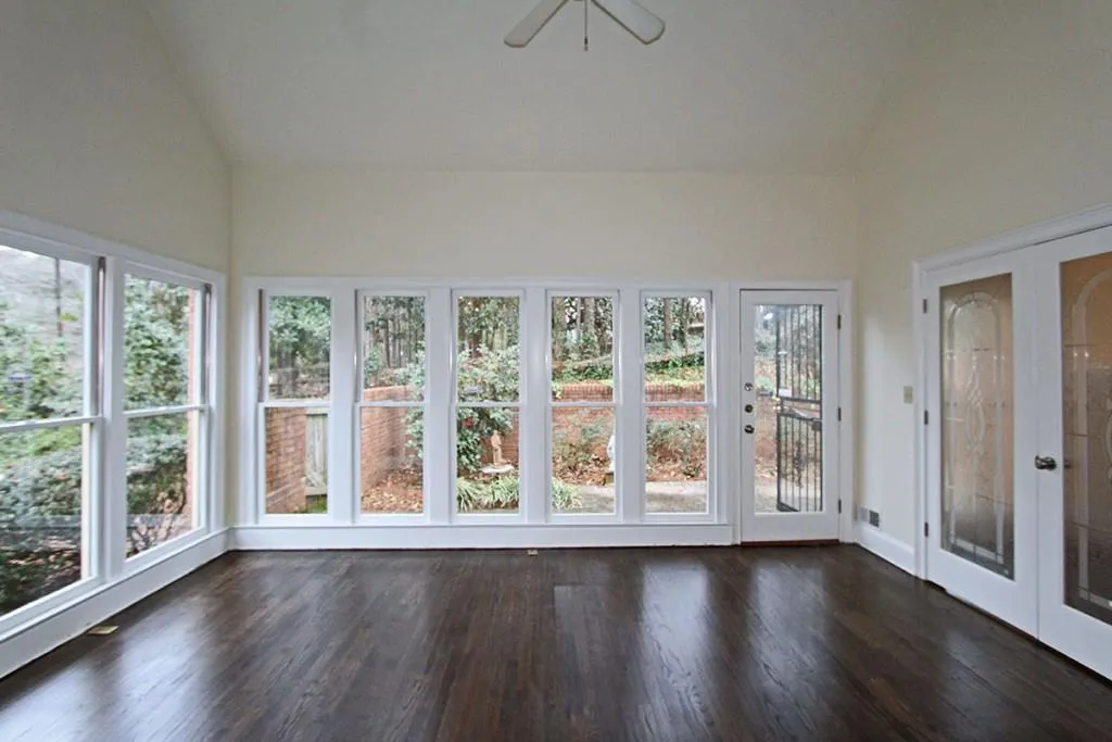 100 Grosvenor Place, Sandy Springs, Georgia 30328, 4 Bedrooms Bedrooms, ,2 BathroomsBathrooms,Residential,Sold,100 Grosvenor Place,5623559