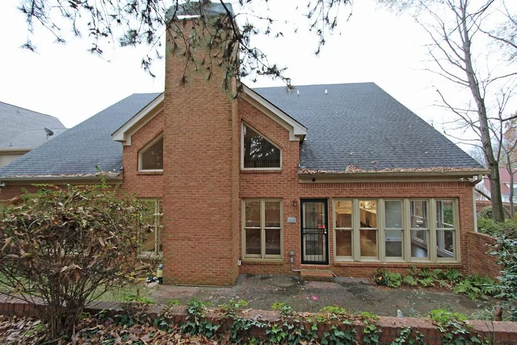 100 Grosvenor Place, Sandy Springs, Georgia 30328, 4 Bedrooms Bedrooms, ,2 BathroomsBathrooms,Residential,Sold,100 Grosvenor Place,5623559
