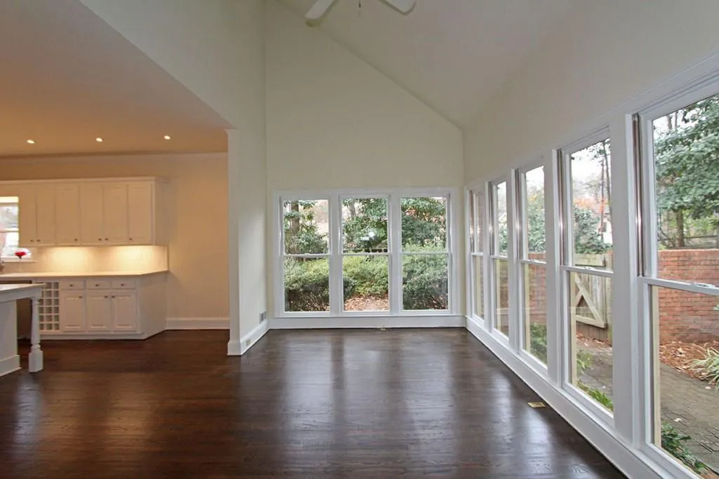 100 Grosvenor Place, Sandy Springs, Georgia 30328, 4 Bedrooms Bedrooms, ,2 BathroomsBathrooms,Residential,Sold,100 Grosvenor Place,5623559