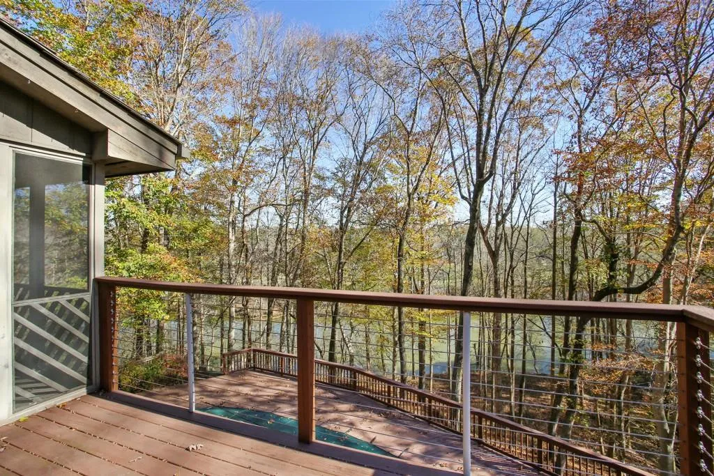 145 Habersham Waters Court, Sandy Springs, Georgia 30350, 4 Bedrooms Bedrooms, ,3 BathroomsBathrooms,Residential,Sold,145 Habersham Waters Court,6811190