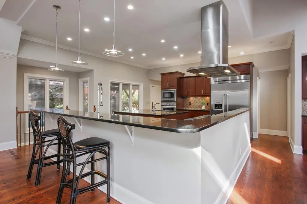 145 Habersham Waters Court, Sandy Springs, Georgia 30350, 4 Bedrooms Bedrooms, ,3 BathroomsBathrooms,Residential,Sold,145 Habersham Waters Court,6811190