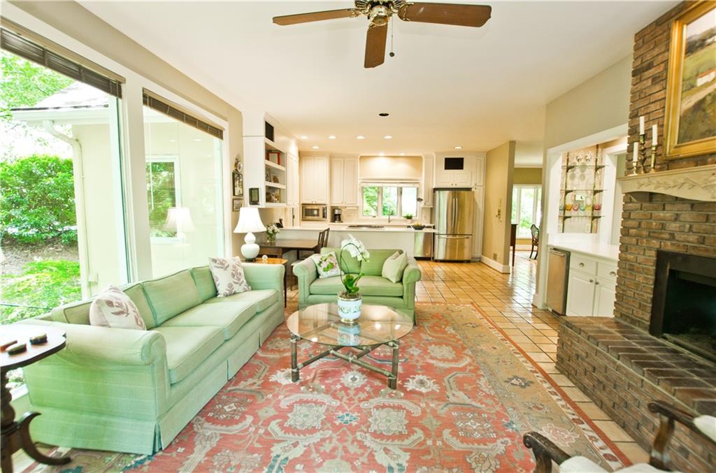 5520 Powers Ridge Court, Sandy Springs, Georgia 30327, 4 Bedrooms Bedrooms, ,3 BathroomsBathrooms,Residential,Sold,5520 Powers Ridge Court,7320685