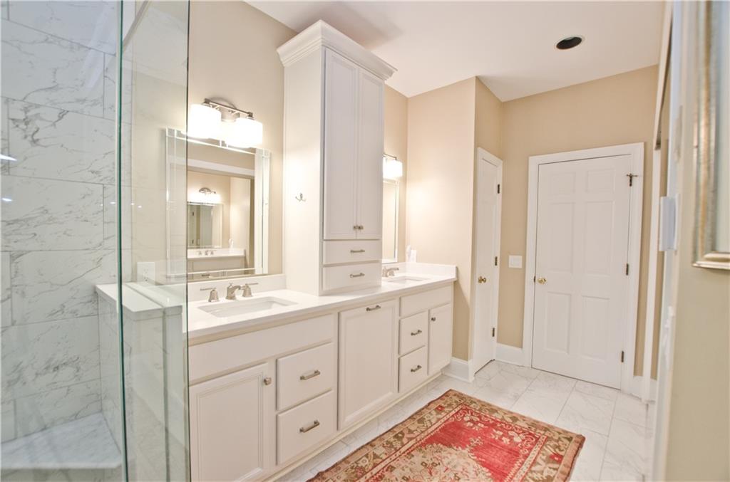 5520 Powers Ridge Court, Sandy Springs, Georgia 30327, 4 Bedrooms Bedrooms, ,3 BathroomsBathrooms,Residential,Sold,5520 Powers Ridge Court,7320685