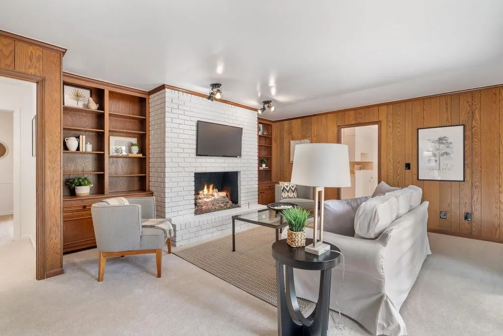 Enjoy Multiple Living Spaces!