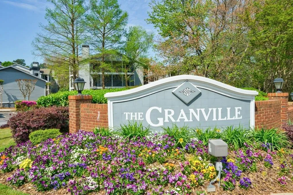 634 Granville Court, Sandy Springs, Georgia 30328, 2 Bedrooms Bedrooms, ,2 BathroomsBathrooms,Residential,Sold,634 Granville Court,6872107
