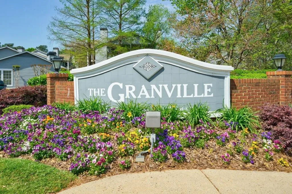 634 Granville Court, Sandy Springs, Georgia 30328, 2 Bedrooms Bedrooms, ,2 BathroomsBathrooms,Residential,Sold,634 Granville Court,6872107