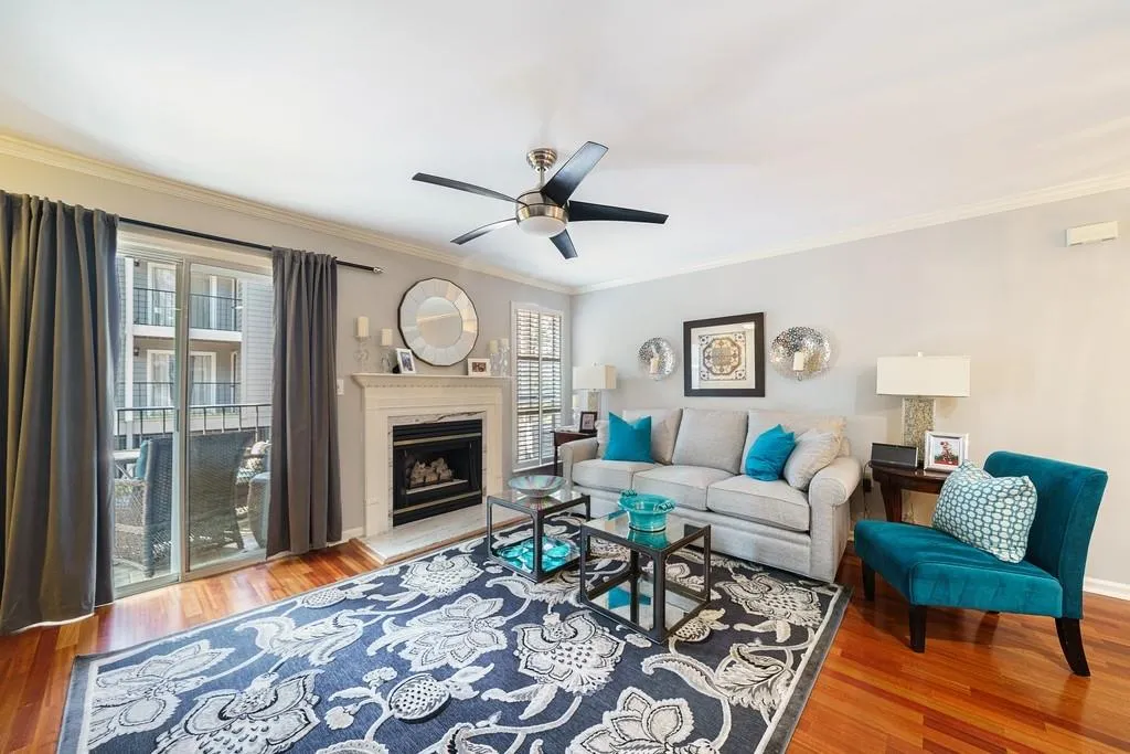634 Granville Court, Sandy Springs, Georgia 30328, 2 Bedrooms Bedrooms, ,2 BathroomsBathrooms,Residential,Sold,634 Granville Court,6872107