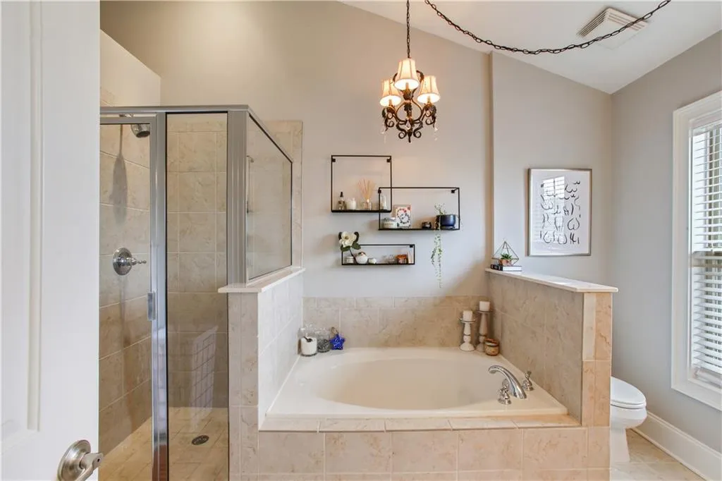 875 Perennial Drive, Atlanta, Georgia 30328, 3 Bedrooms Bedrooms, ,2 BathroomsBathrooms,Residential,Sold,875 Perennial Drive,6129119