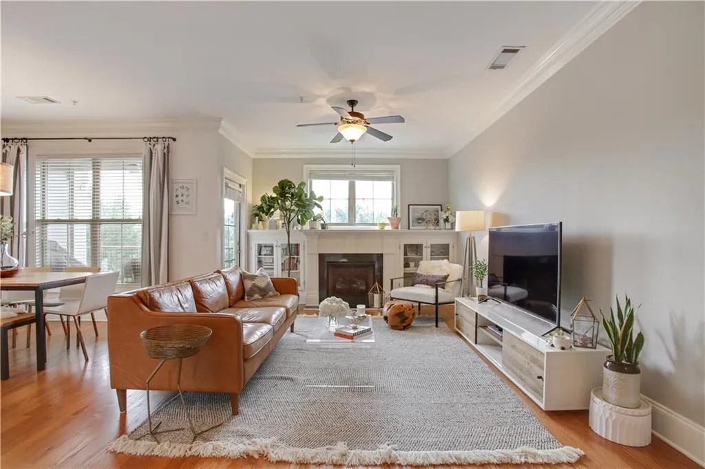 875 Perennial Drive, Atlanta, Georgia 30328, 3 Bedrooms Bedrooms, ,2 BathroomsBathrooms,Residential,Sold,875 Perennial Drive,6129119