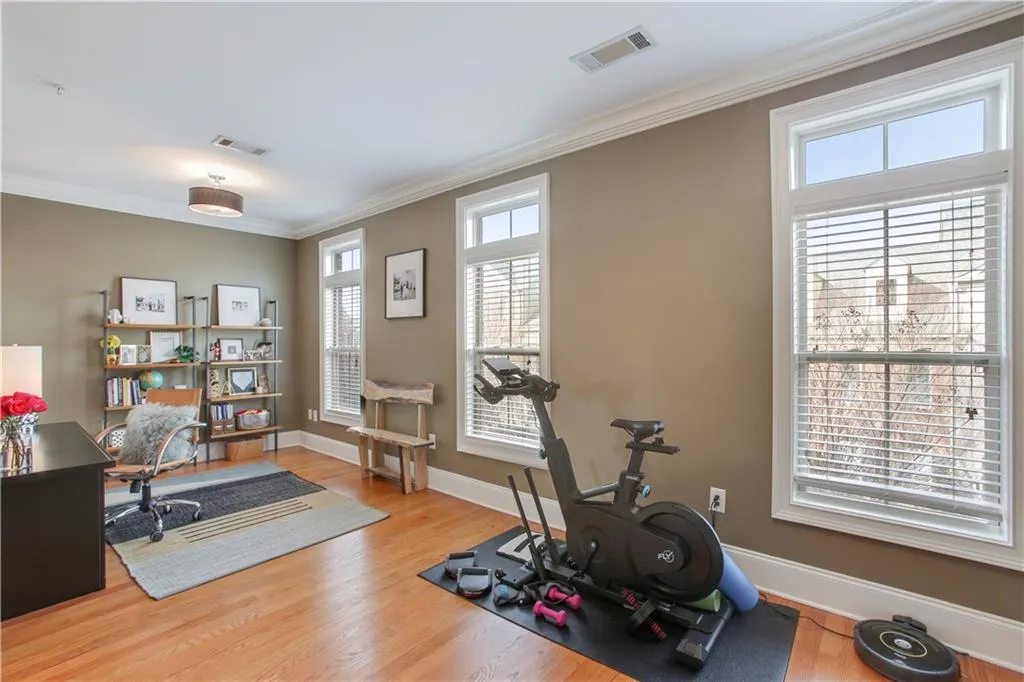 875 Perennial Drive, Atlanta, Georgia 30328, 3 Bedrooms Bedrooms, ,2 BathroomsBathrooms,Residential,Sold,875 Perennial Drive,6129119