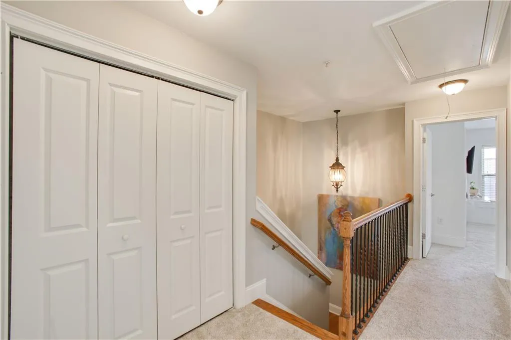 875 Perennial Drive, Atlanta, Georgia 30328, 3 Bedrooms Bedrooms, ,2 BathroomsBathrooms,Residential,Sold,875 Perennial Drive,6129119