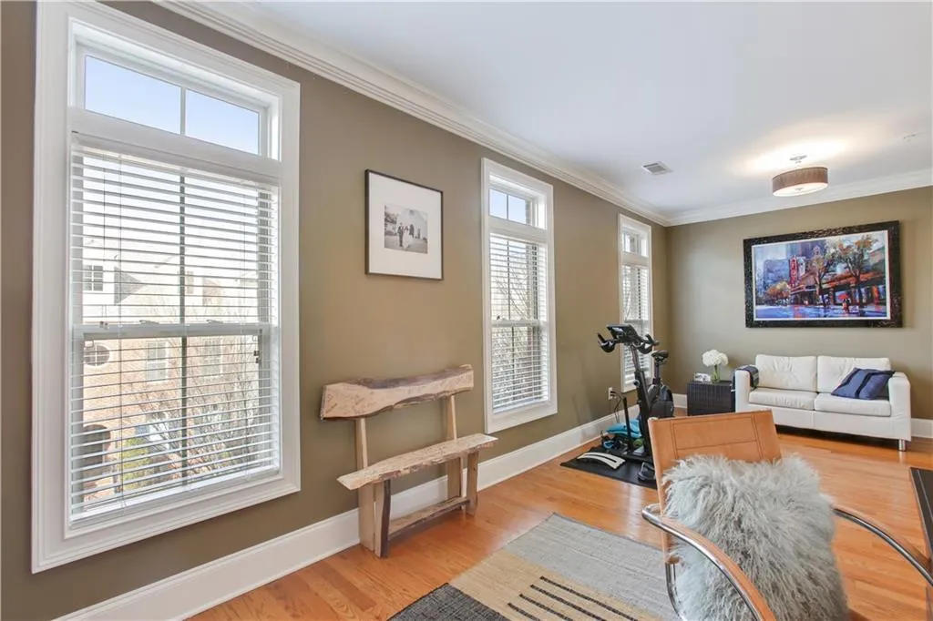 875 Perennial Drive, Atlanta, Georgia 30328, 3 Bedrooms Bedrooms, ,2 BathroomsBathrooms,Residential,Sold,875 Perennial Drive,6129119