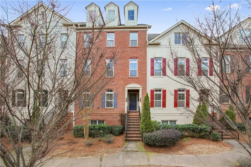 875 Perennial Drive, Atlanta, Georgia 30328, 3 Bedrooms Bedrooms, ,2 BathroomsBathrooms,Residential,Sold,875 Perennial Drive,6129119