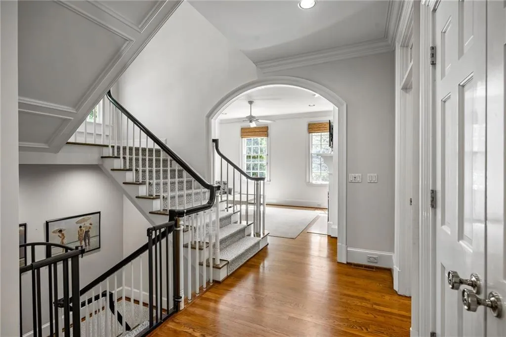 4777 Riverview Road, Sandy Springs, Georgia 30327, 6 Bedrooms Bedrooms, 0 ,8 BathroomsBathrooms,Residential,For Sale,4777 Riverview Road,7832044