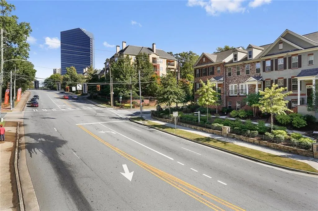 3280 Ferncliff Lane, Atlanta, Georgia 30324, 4 Bedrooms Bedrooms, ,3 BathroomsBathrooms,Residential,Sold,3280 Ferncliff Lane,5738508