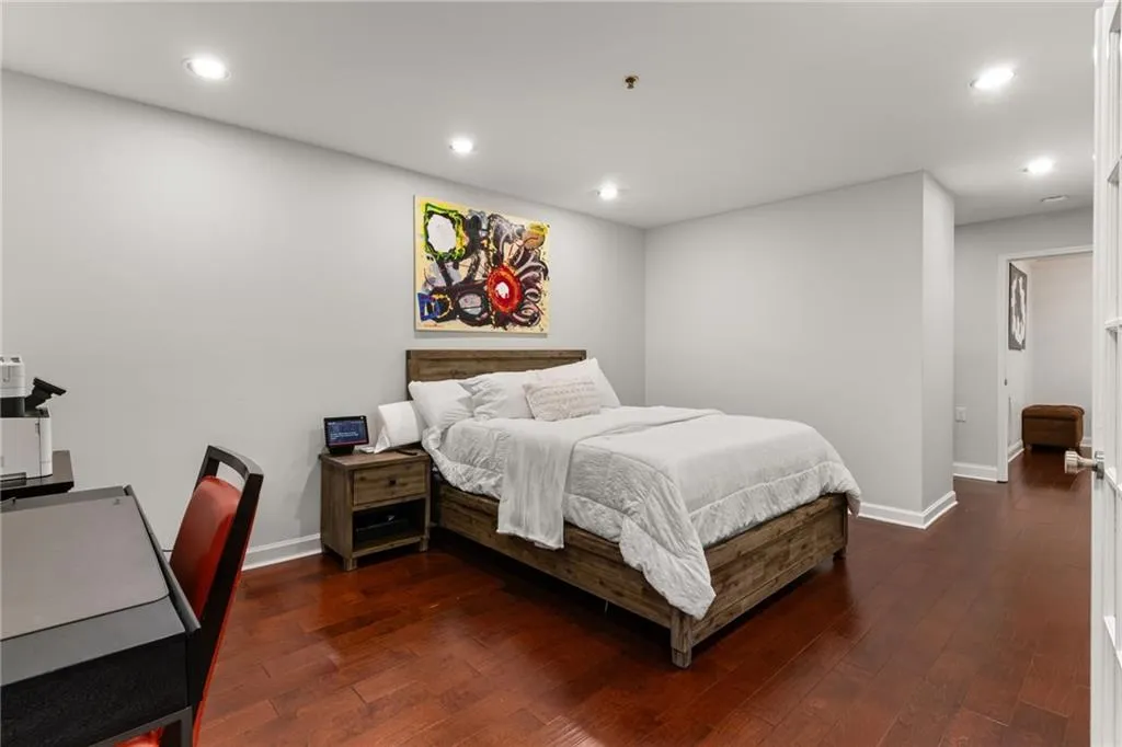3203 Lenox Road Ne Unit 1, Atlanta, Georgia 30324, 2 Bedrooms Bedrooms, ,2 BathroomsBathrooms,Residential,For Sale,3203 Lenox Road Ne Unit 1,7612987