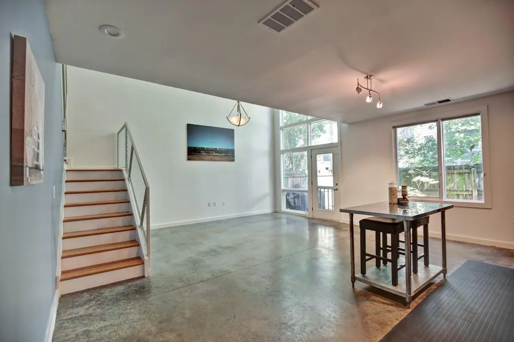 1297 Hoffman Lane Nw, Atlanta, Georgia 30318, 2 Bedrooms Bedrooms, ,2 BathroomsBathrooms,Residential,Sold,1297 Hoffman Lane Nw,5801298
